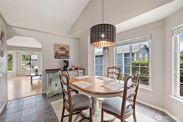 25920 202nd Avenue SE, Covington, WA 98042