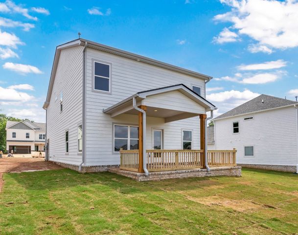 1395 English Oak Drive, Clarksville, TN 37043