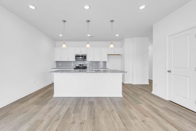 1395 English Oak Drive, Clarksville, TN 37043