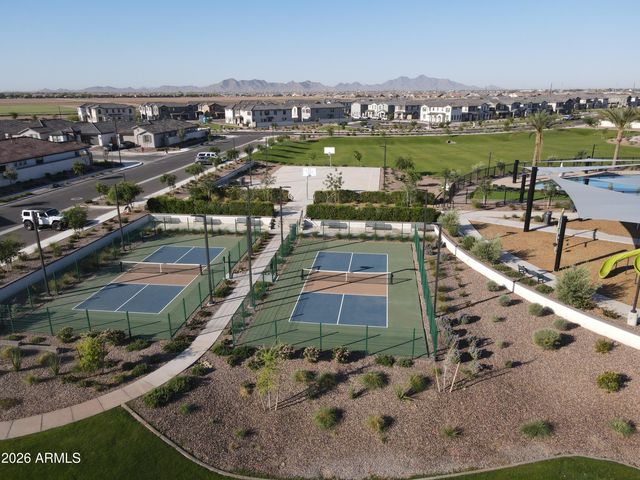 1336 W Macaw Drive, Queen Creek, AZ 85140