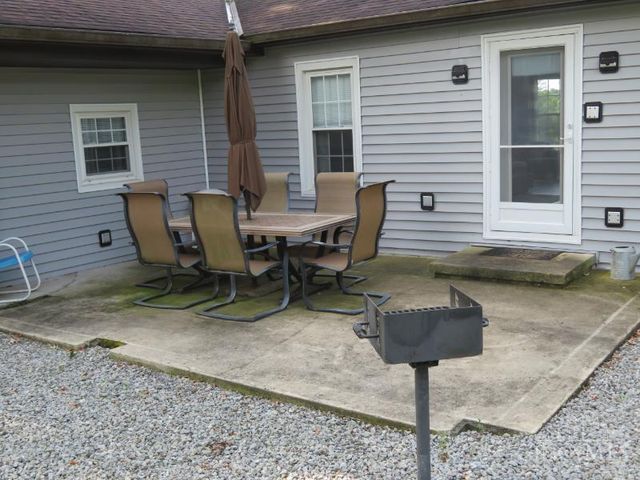 6507 Spring Hill Drive, Paint Twp, OH 45133