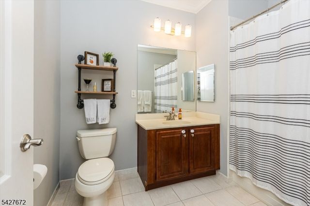 6217 Brookhaven Ct 217, Riverdale Boro, NJ 07457