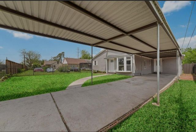 2503 Creston Drive, Houston, TX 77026