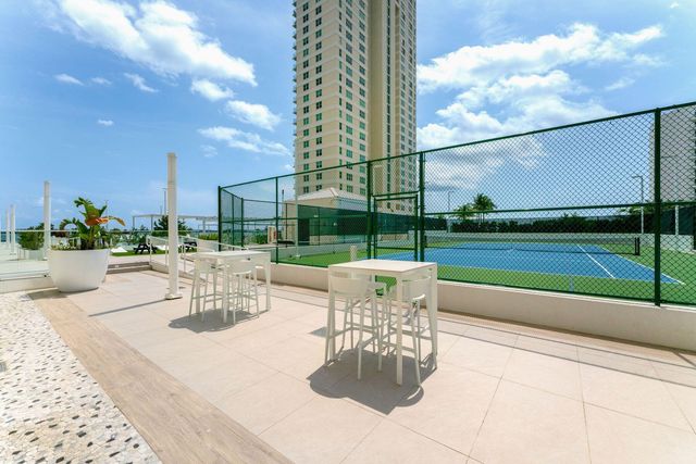 770 Claughton Island Drive, Miami, FL 33131
