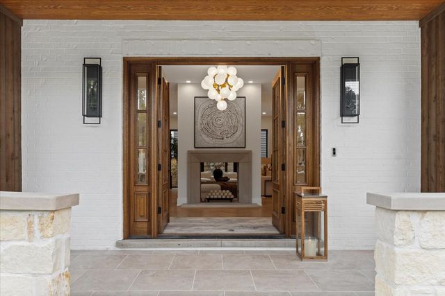 104 S Monroe Street, Hinsdale, IL 60521