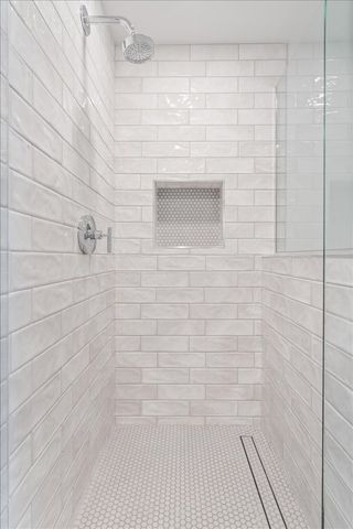 104 S Monroe Street, Hinsdale, IL 60521