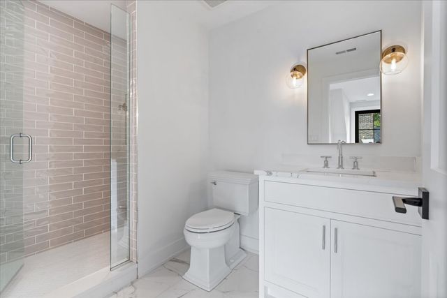 104 S Monroe Street, Hinsdale, IL 60521