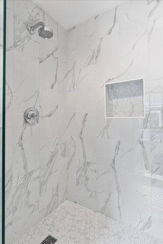 104 S Monroe Street, Hinsdale, IL 60521