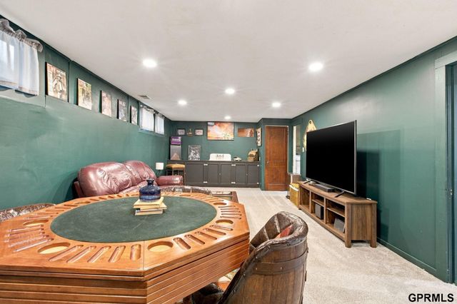 742 E 4Th Street, Fremont, NE 68025