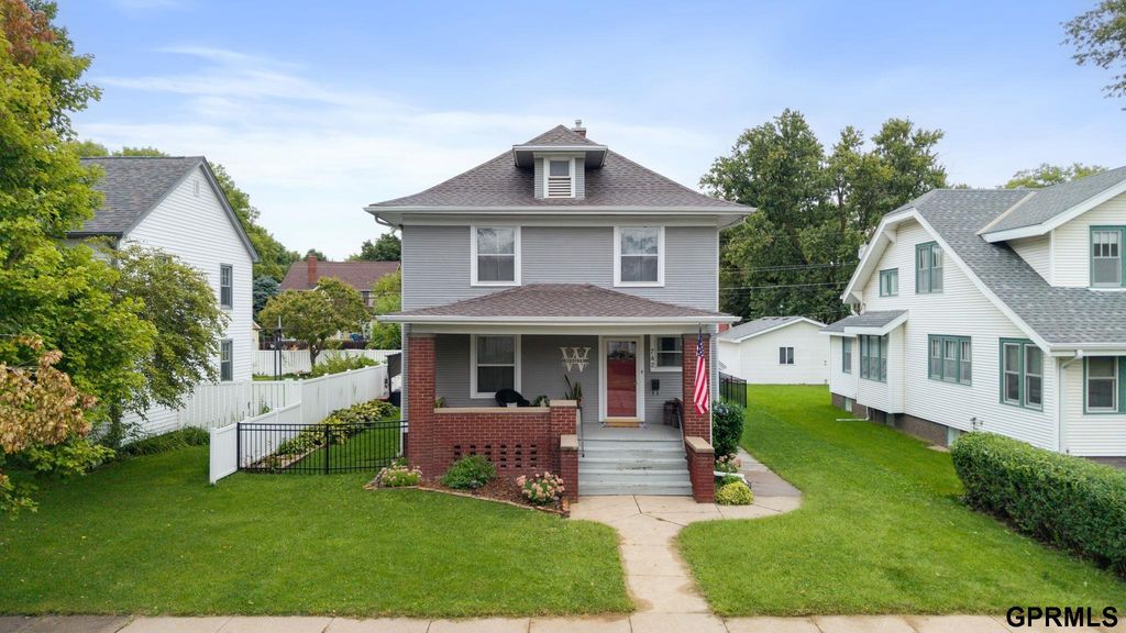 742 E 4Th Street, Fremont, NE 68025