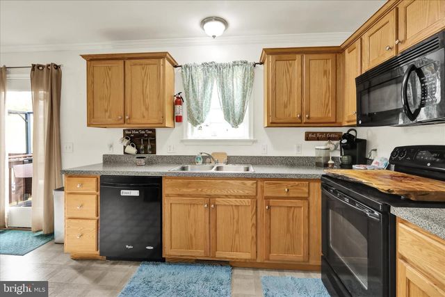 47 BEVERLY DR, Myerstown, PA 17067