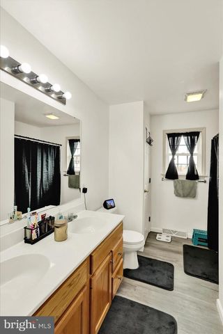 47 BEVERLY DR, Myerstown, PA 17067