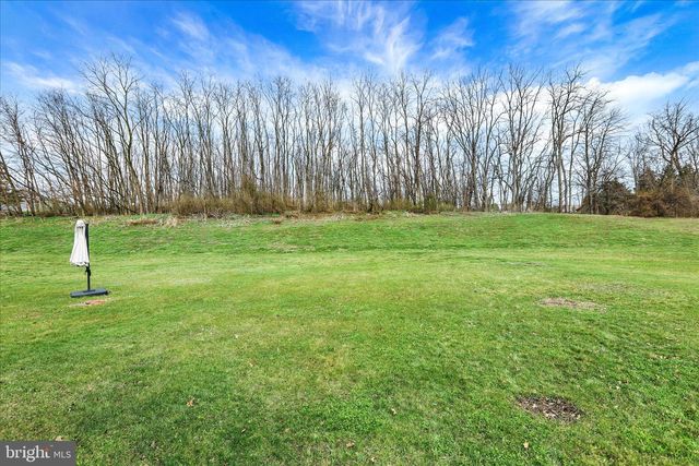 47 BEVERLY DR, Myerstown, PA 17067