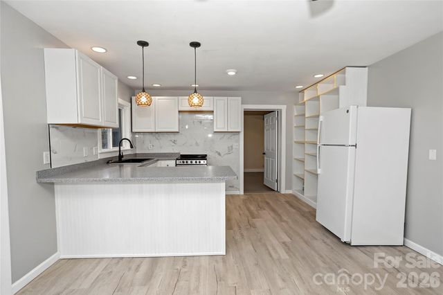 67 Fairlane Drive, Waynesville, NC 28786