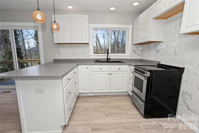 67 Fairlane Drive, Waynesville, NC 28786