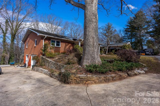 67 Fairlane Drive, Waynesville, NC 28786