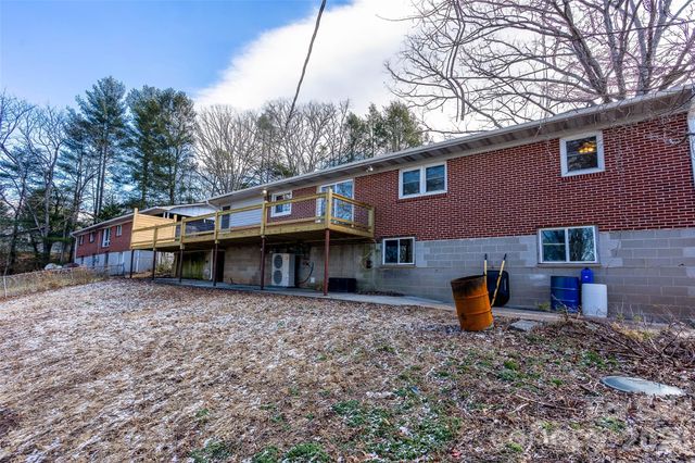 67 Fairlane Drive, Waynesville, NC 28786