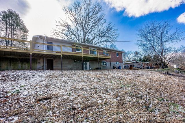 67 Fairlane Drive, Waynesville, NC 28786