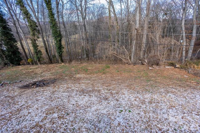 67 Fairlane Drive, Waynesville, NC 28786