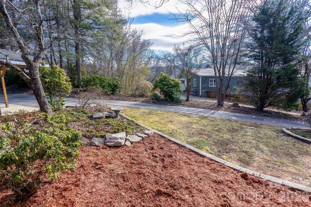 67 Fairlane Drive, Waynesville, NC 28786
