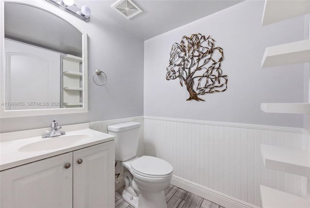 14600 Ashland Pl, Davie, FL 33325