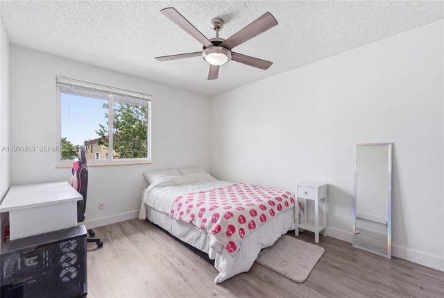 14600 Ashland Pl, Davie, FL 33325