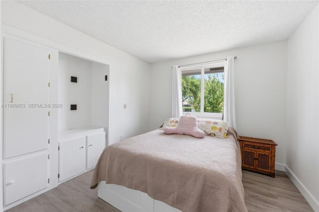 14600 Ashland Pl, Davie, FL 33325