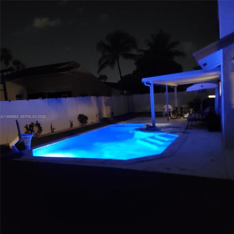 14600 Ashland Pl, Davie, FL 33325