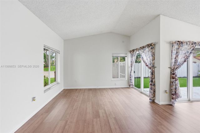 14600 Ashland Pl, Davie, FL 33325