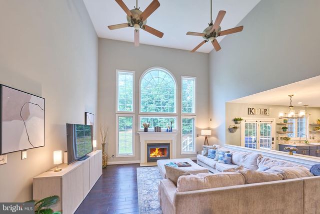 15814 DUNBARS SAWMILL DR, Haymarket, VA 20169