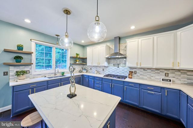 15814 DUNBARS SAWMILL DR, Haymarket, VA 20169