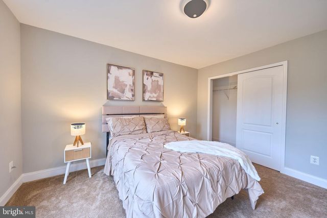 15814 DUNBARS SAWMILL DR, Haymarket, VA 20169
