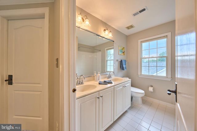 15814 DUNBARS SAWMILL DR, Haymarket, VA 20169