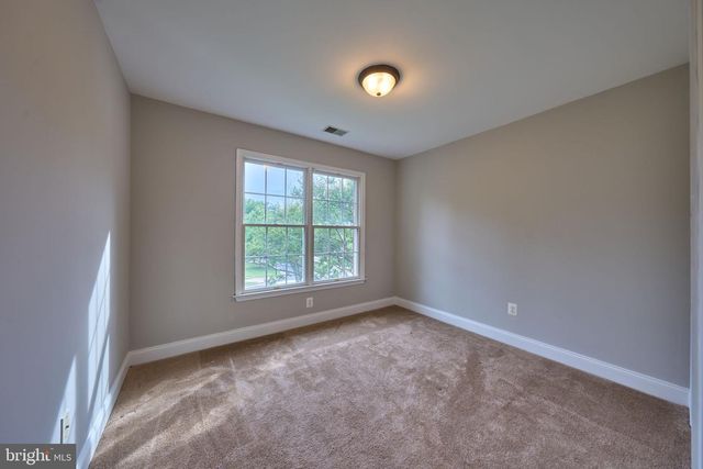 15814 DUNBARS SAWMILL DR, Haymarket, VA 20169