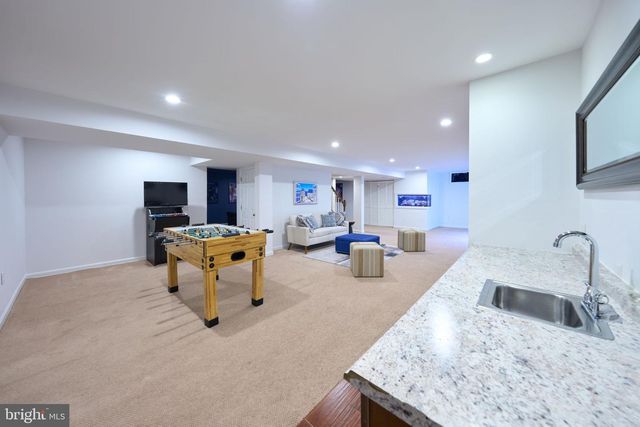 15814 DUNBARS SAWMILL DR, Haymarket, VA 20169