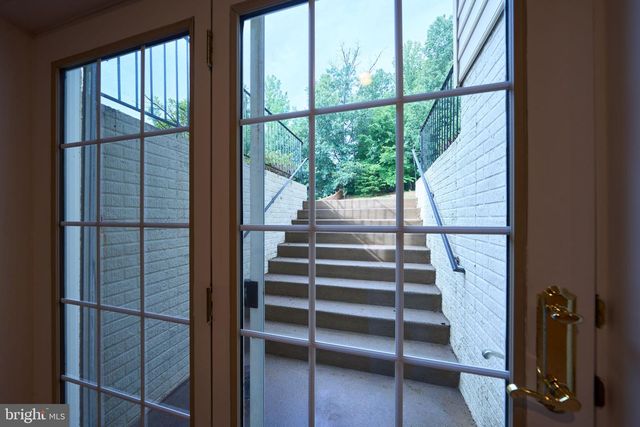 15814 DUNBARS SAWMILL DR, Haymarket, VA 20169