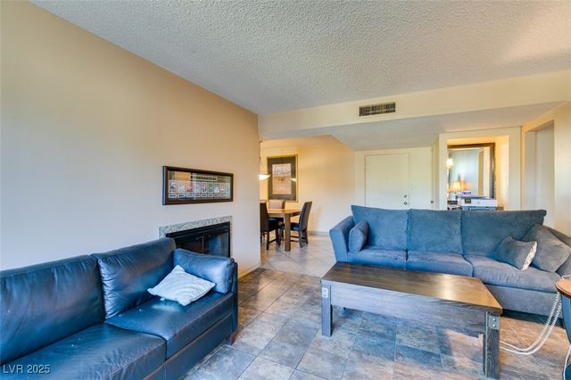 730 South Royal Crest Circle 426, Las Vegas, NV 89169