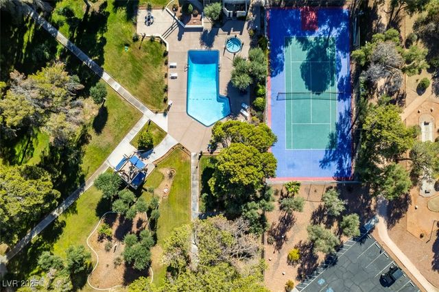 730 South Royal Crest Circle 426, Las Vegas, NV 89169