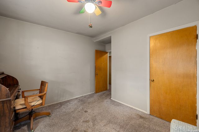 4618 Lakewood, San Antonio, TX 78220