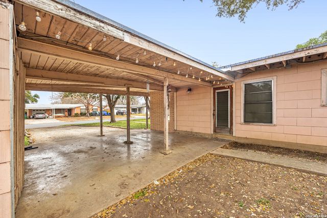 4618 Lakewood, San Antonio, TX 78220