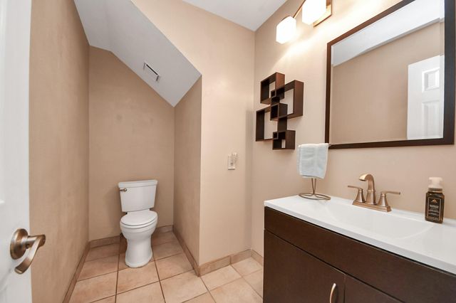 4747 Widerop Lane, Friendswood, TX 77546