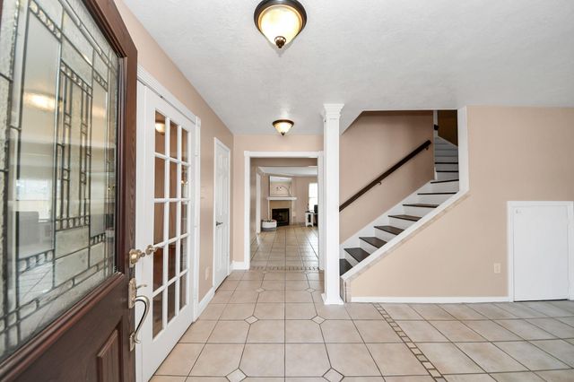 4747 Widerop Lane, Friendswood, TX 77546