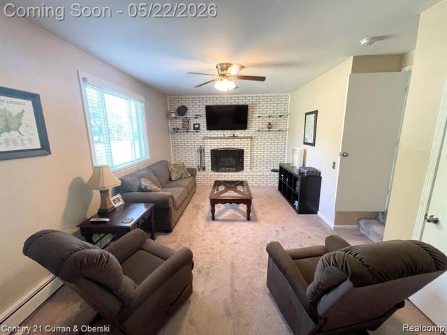 28331 Seneca Street, Flat Rock, MI 48134