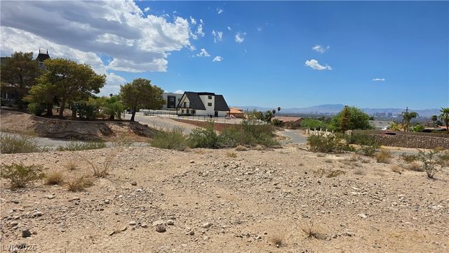 740 Benedict Drive, Las Vegas, NV 89110