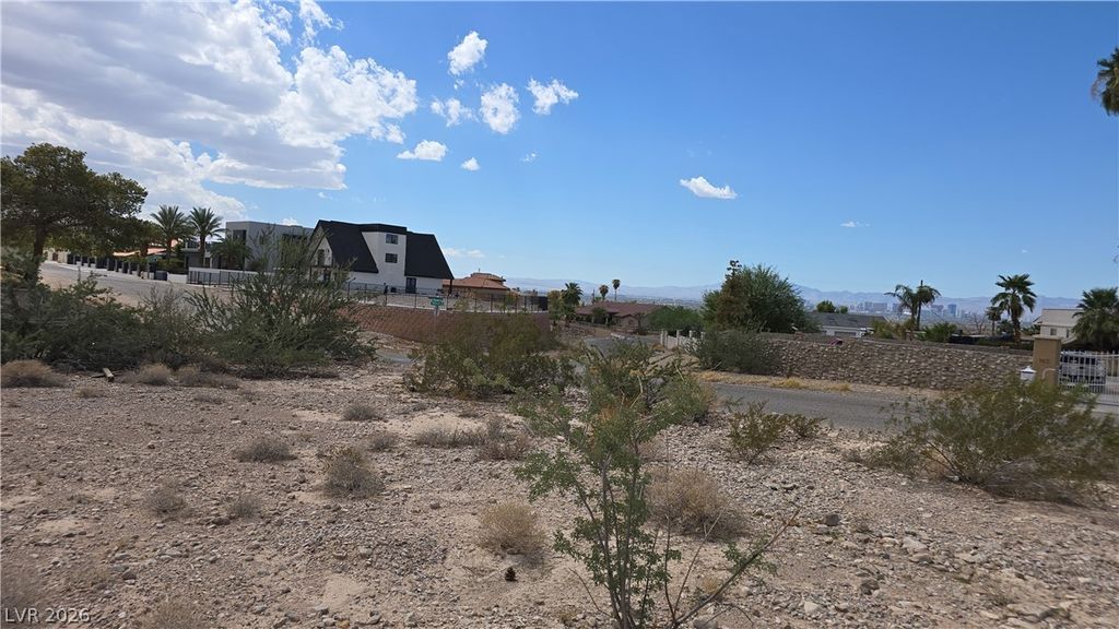 740 Benedict Drive, Las Vegas, NV 89110 — photo 2