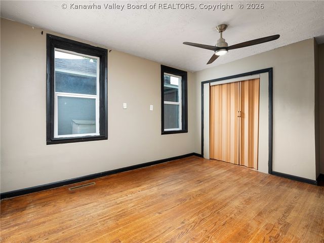 854 Stover Street, St Albans, WV 25177