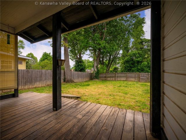 854 Stover Street, St Albans, WV 25177