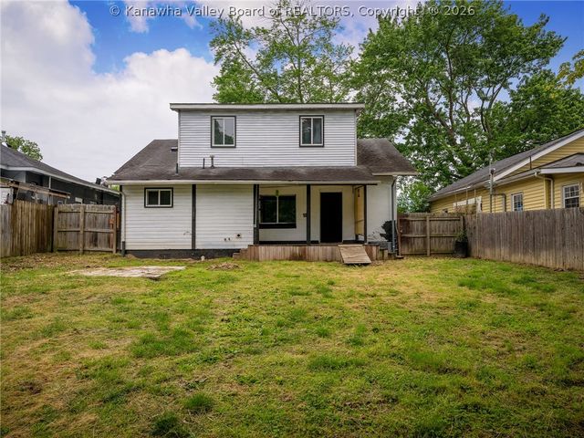 854 Stover Street, St Albans, WV 25177