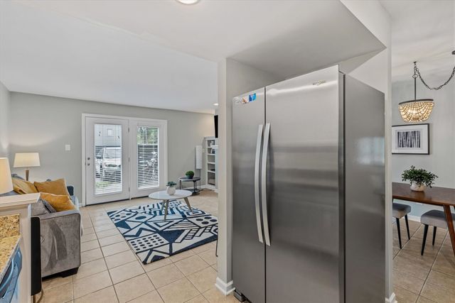 1822 Dragonfly Cv Unit 79, Germantown, TN 38138