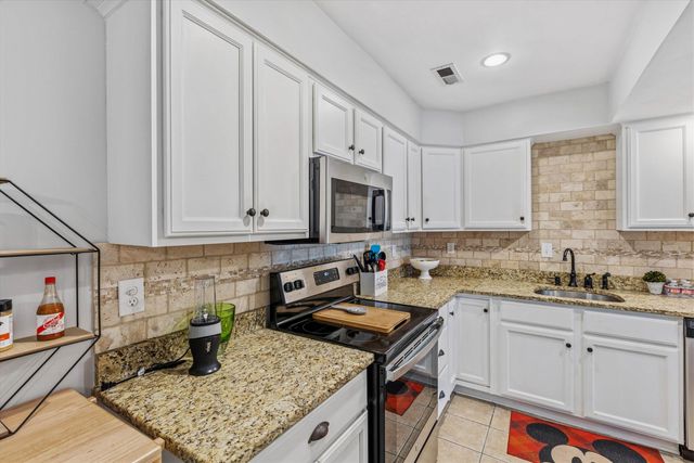 1822 Dragonfly Cv Unit 79, Germantown, TN 38138